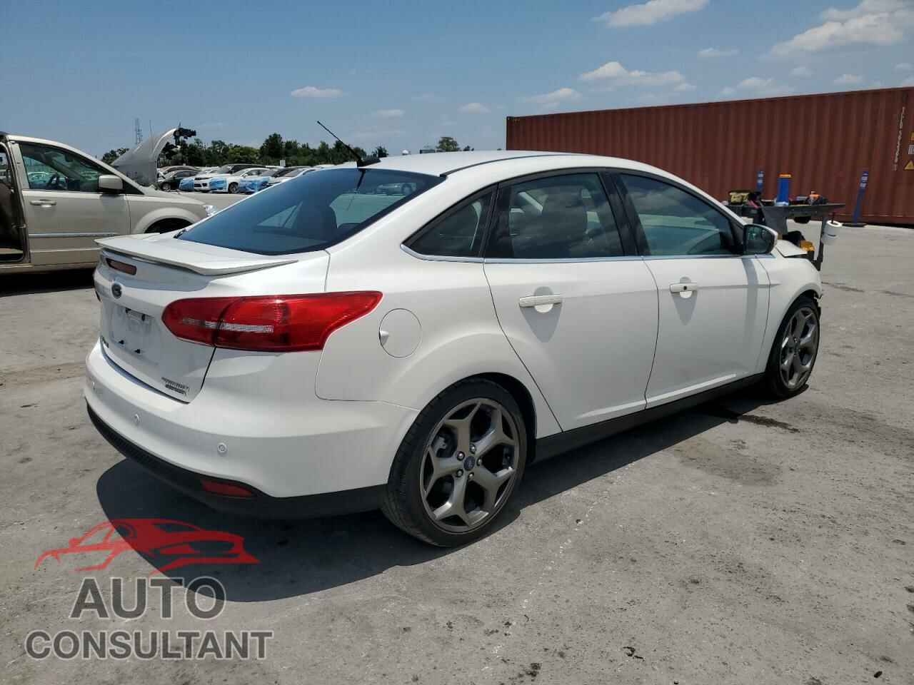FORD FOCUS 2015 - 1FADP3J24FL304136