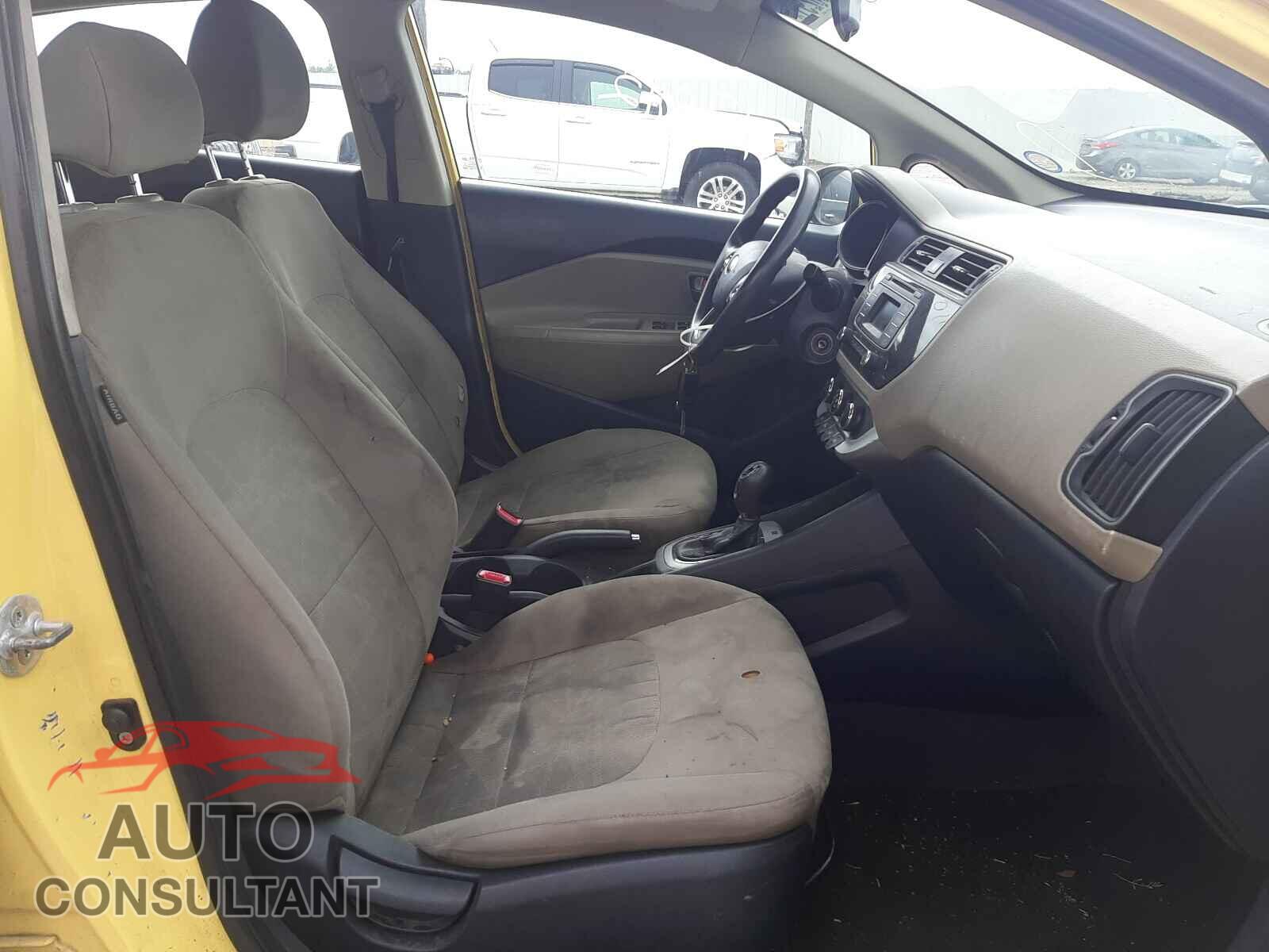 KIA RIO 2016 - KNADM4A37G6588246