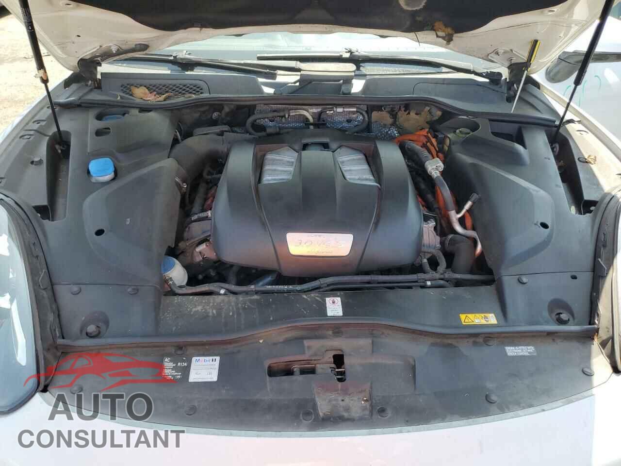 PORSCHE CAYENNE 2015 - WP1AE2A24FLA50942