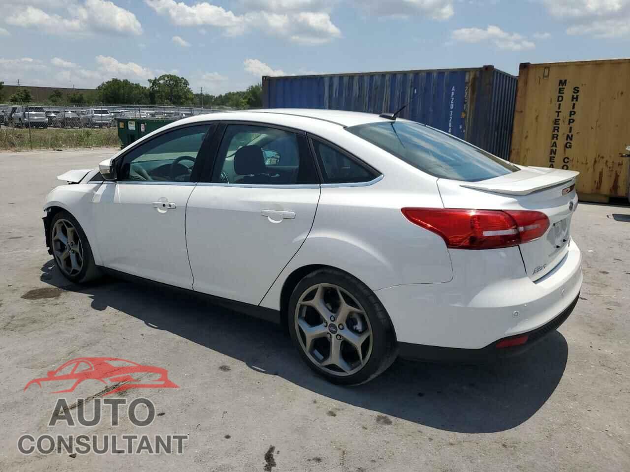 FORD FOCUS 2015 - 1FADP3J24FL304136