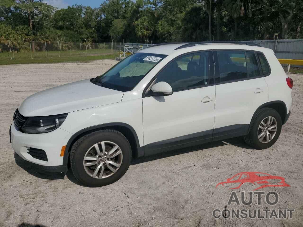 VOLKSWAGEN TIGUAN 2016 - WVGBV7AX1GW528888