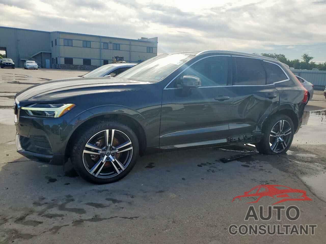 VOLVO XC60 2018 - LYV102RK3JB097400