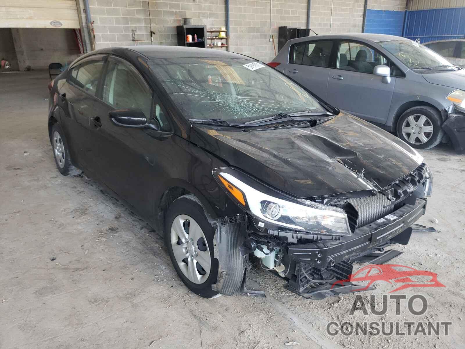 KIA FORTE 2018 - 3KPFK4A71JE273822