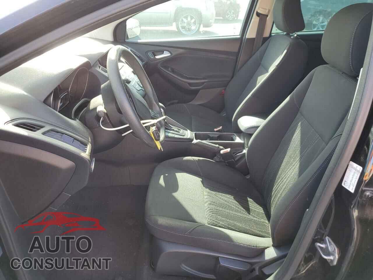 FORD FOCUS 2017 - 1FADP3FE0HL307928