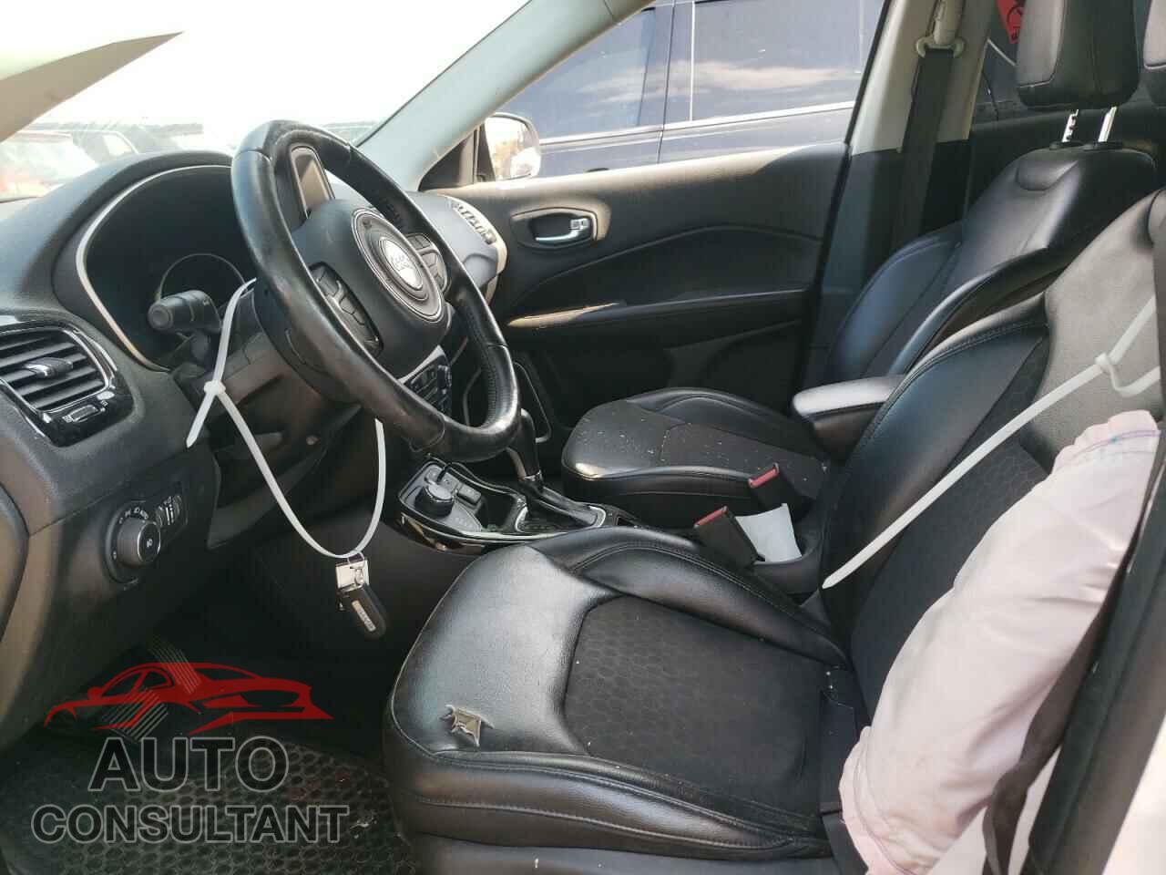 JEEP COMPASS 2019 - 3C4NJDBB2KT593116