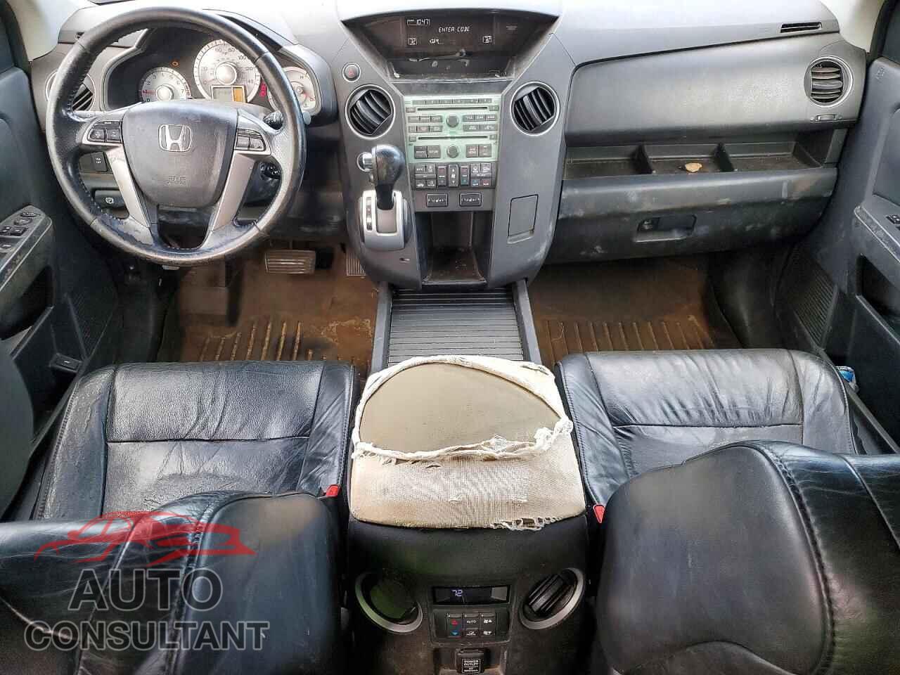 HONDA PILOT 2011 - 5FNYF4H64BB079355