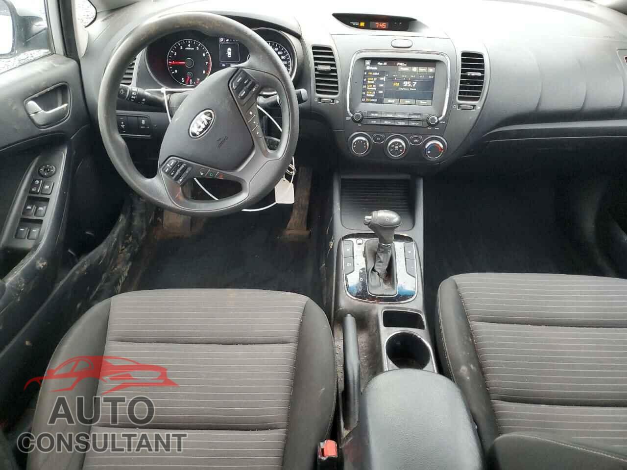 KIA FORTE 2017 - 3KPFL4A79HE007486