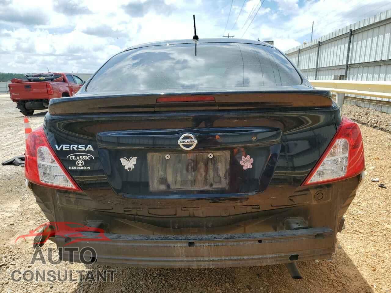 NISSAN VERSA 2017 - 3N1CN7AP4HL860102