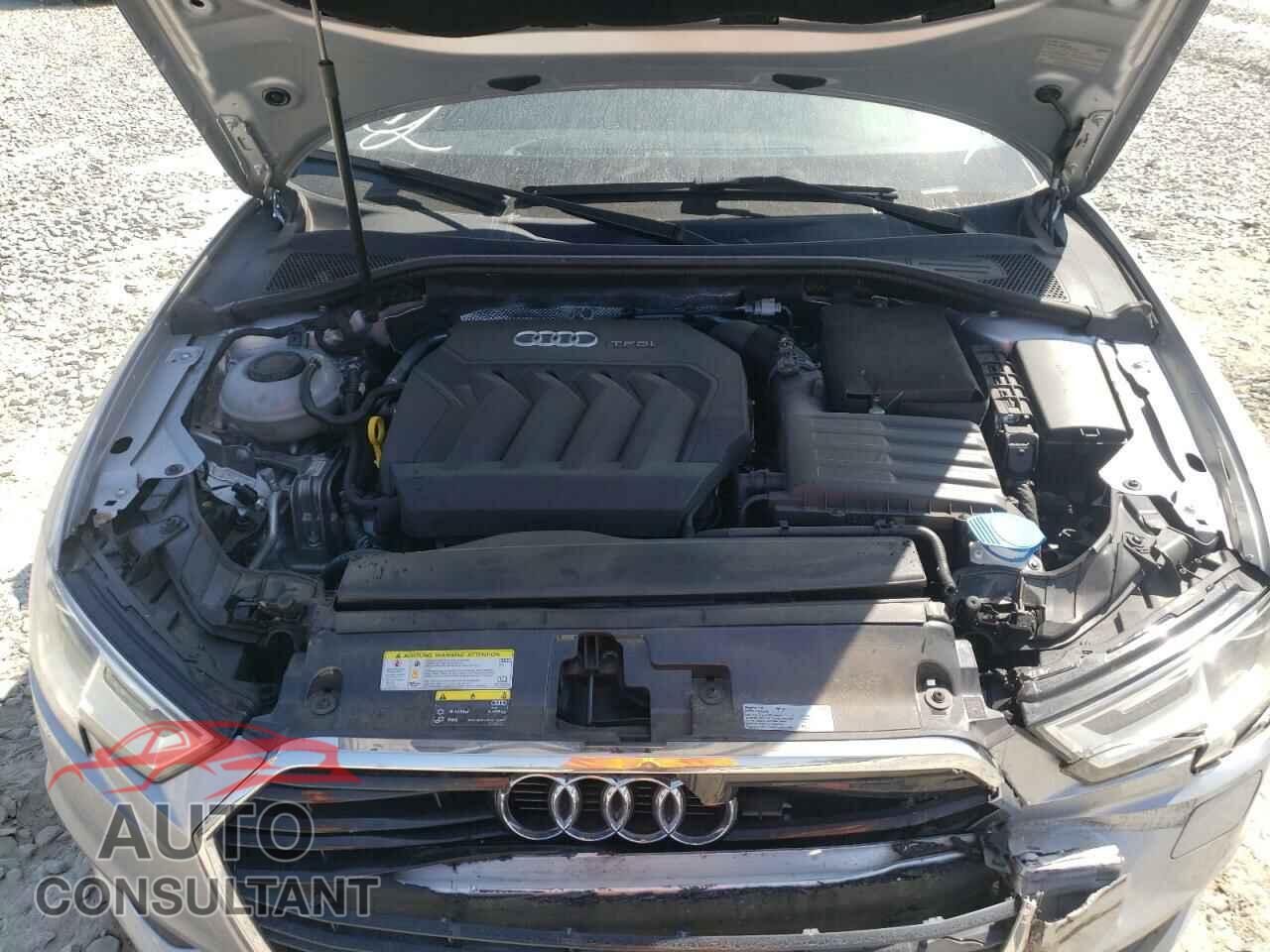 AUDI A3 2018 - WAUAUGFF5J1064122