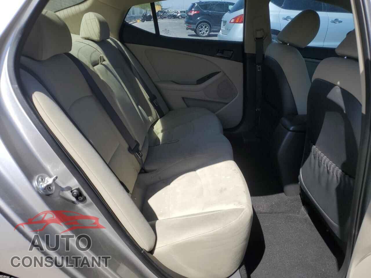 KIA OPTIMA 2012 - KNAGM4A76C5275687
