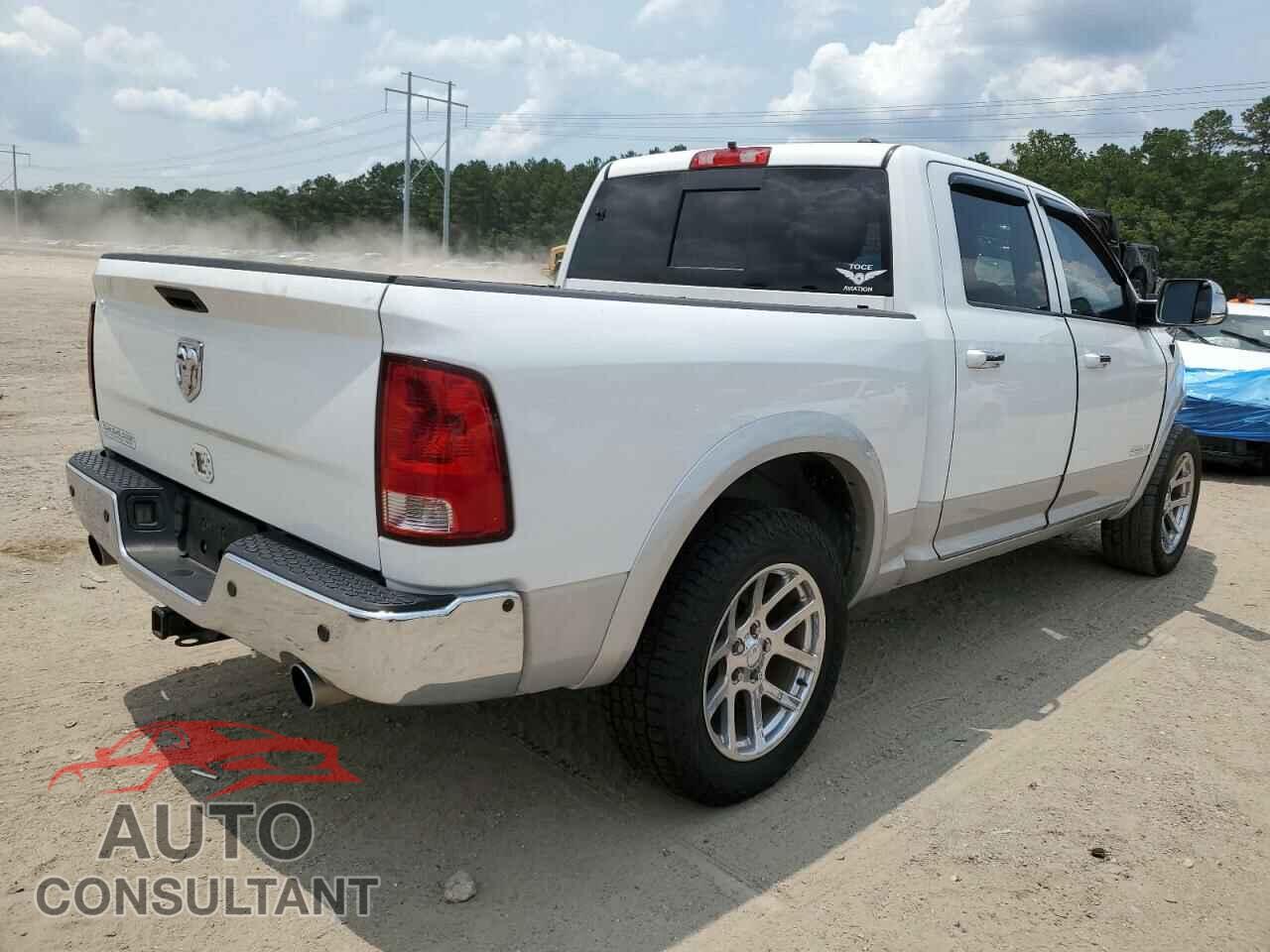 DODGE RAM 1500 2012 - 1C6RD7NT3CS315396