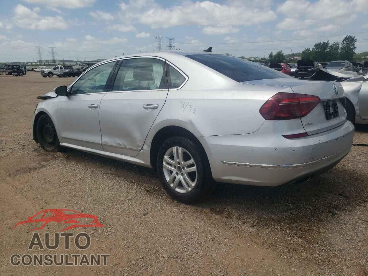 VOLKSWAGEN PASSAT 2017 - 1VWCM7A32HC011950