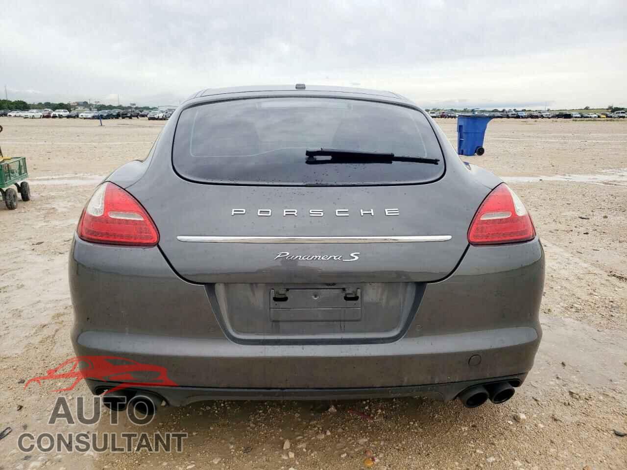 PORSCHE PANAMERA 2013 - WP0AD2A72DL045168