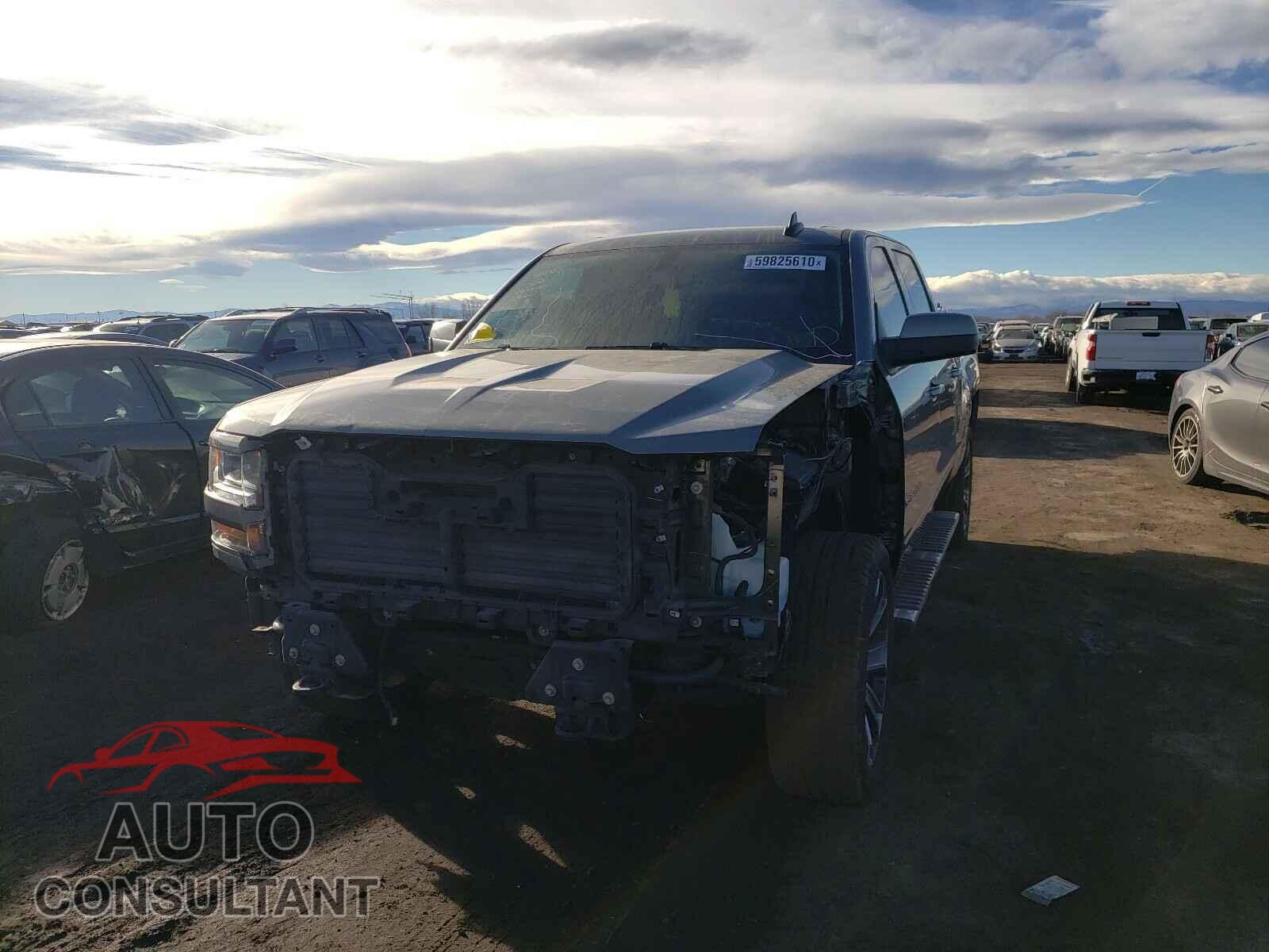 CHEVROLET SILVERADO 2017 - 3GCUKREC2HG202140