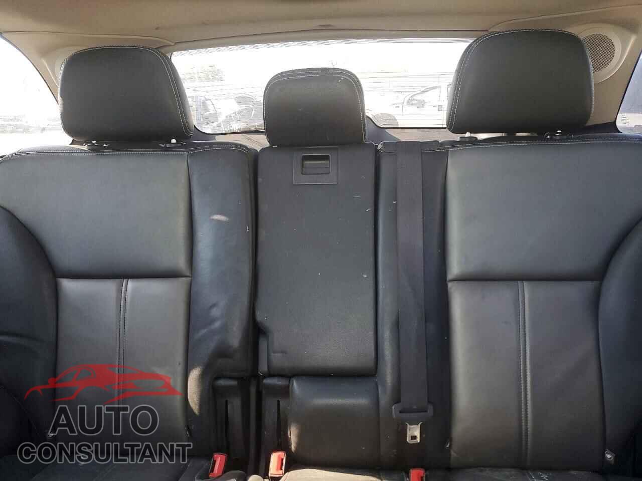 FORD EDGE 2011 - 2FMDK4AK2BBA10268
