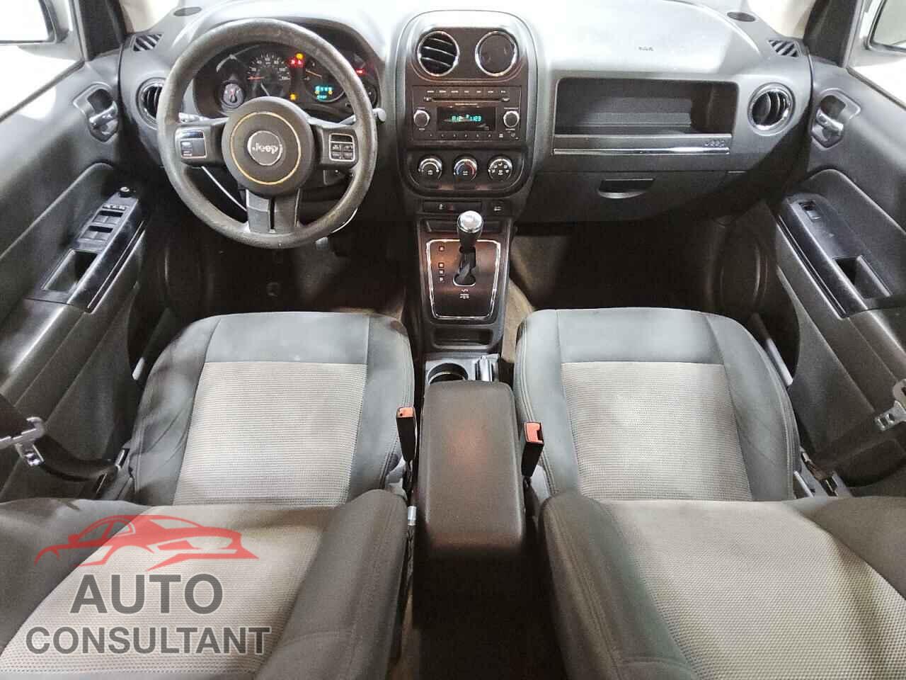 JEEP COMPASS 2013 - 1C4NJCBA3DD272714