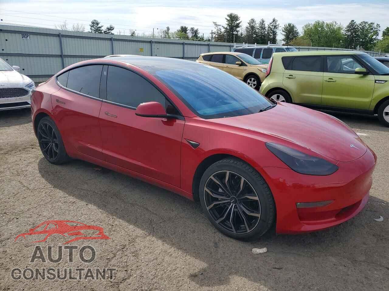 TESLA MODEL 3 2021 - 5YJ3E1EB8MF033513