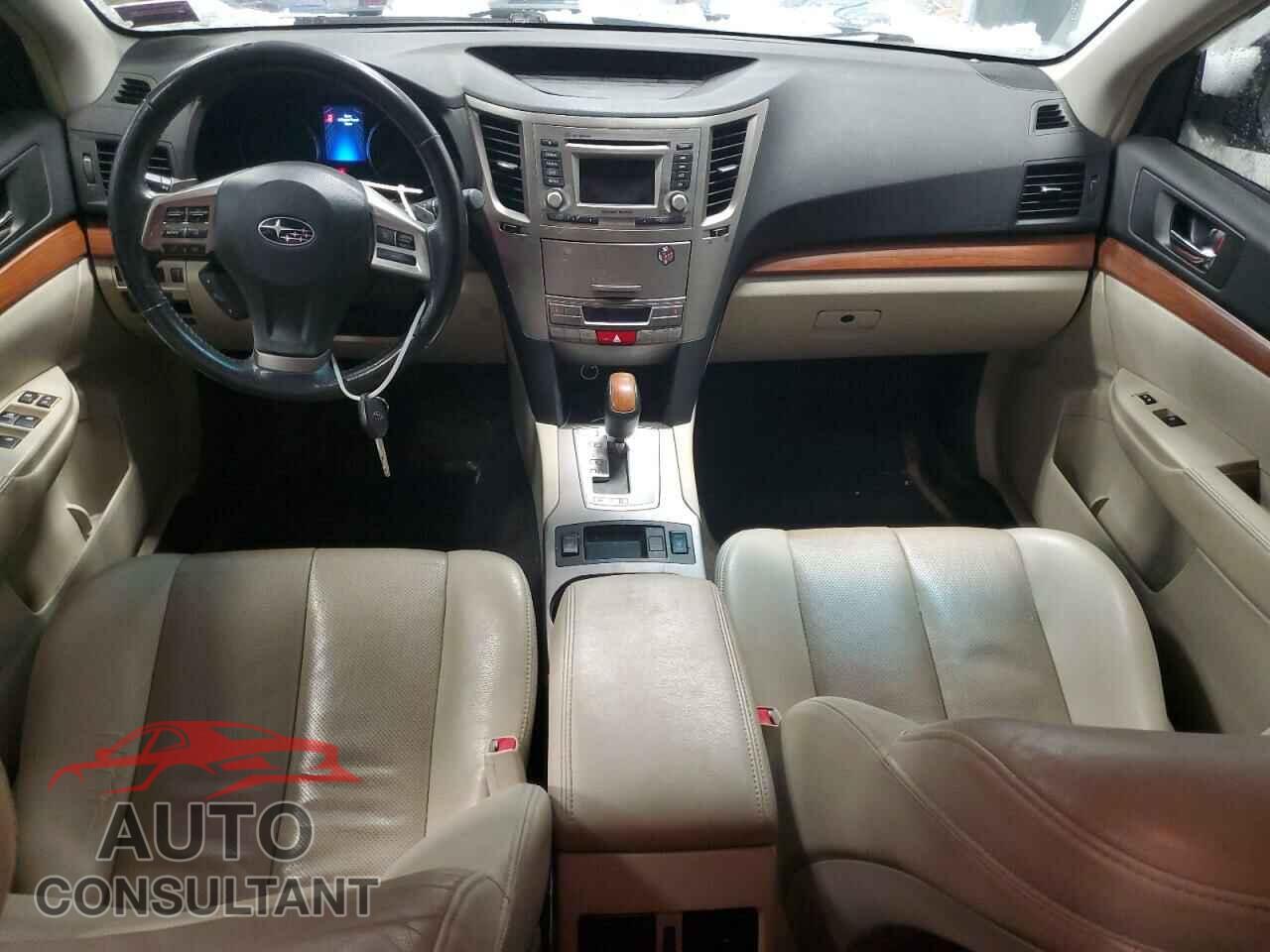 SUBARU OUTBACK 2014 - 4S4BRBLC8E3319003