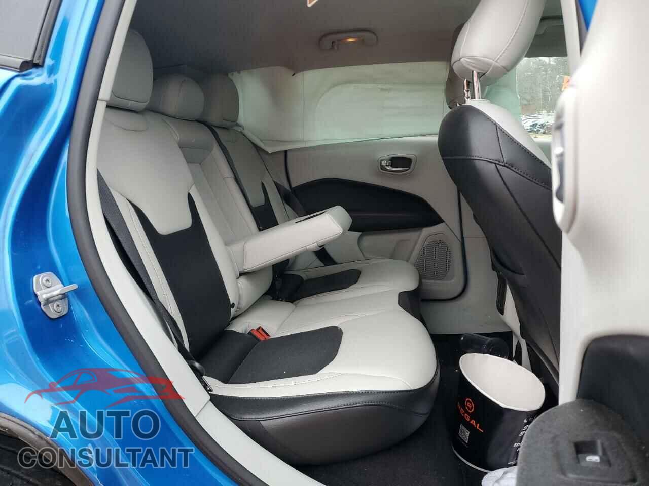 JEEP COMPASS 2018 - 3C4NJCCB9JT205175
