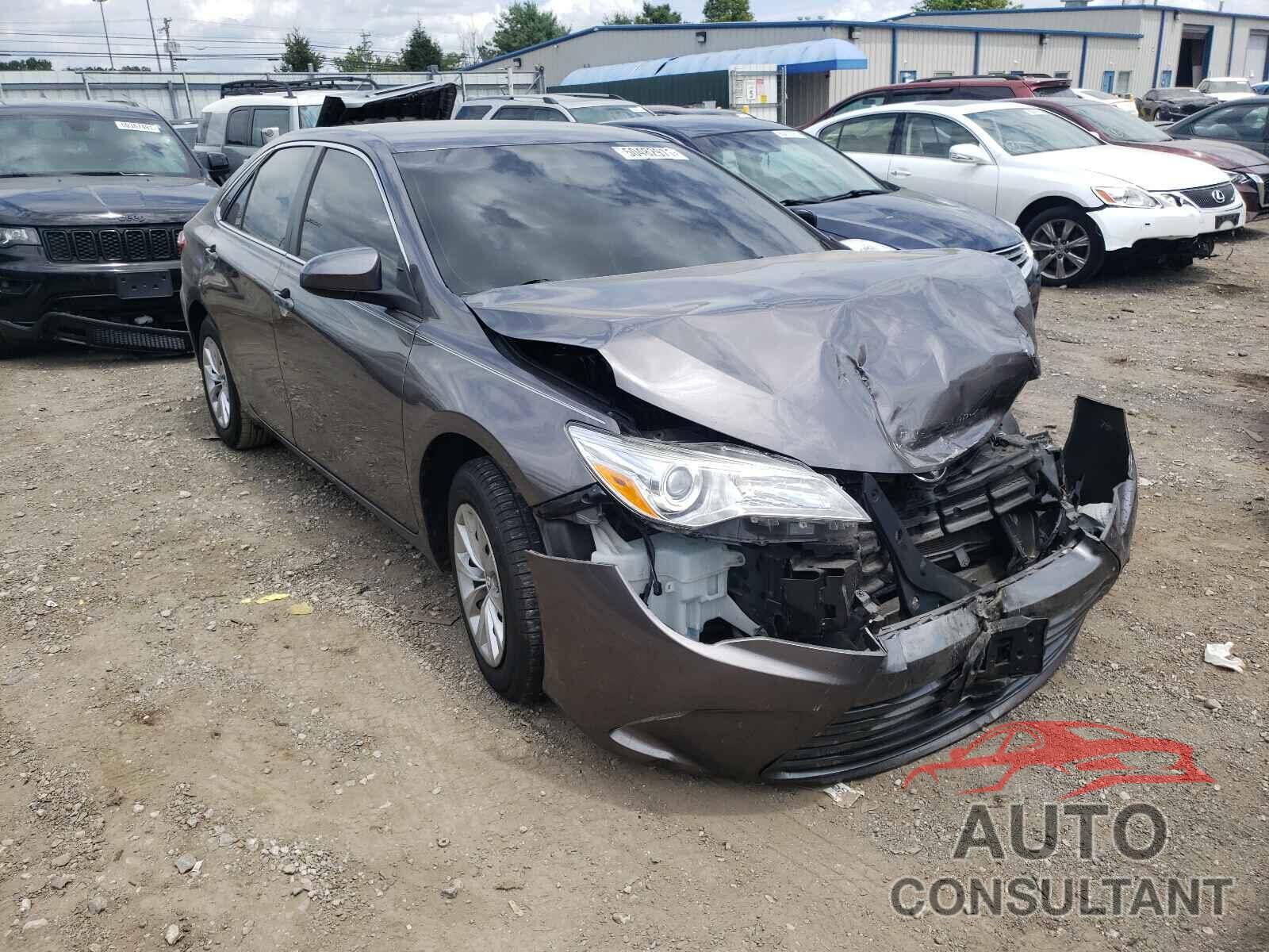 TOYOTA CAMRY 2016 - 4T4BF1FK7GR573732