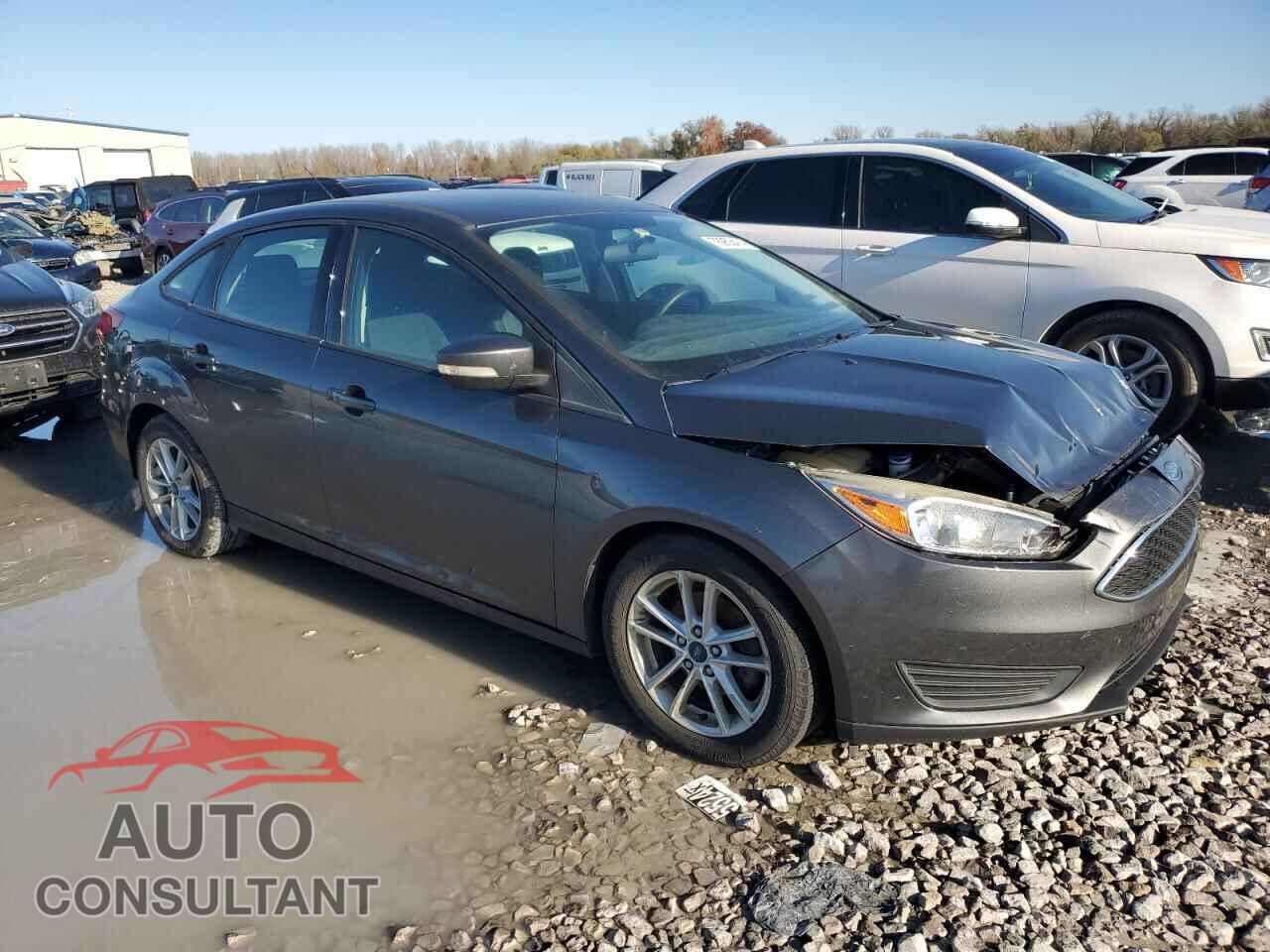FORD FOCUS 2017 - 1FADP3F28HL324725