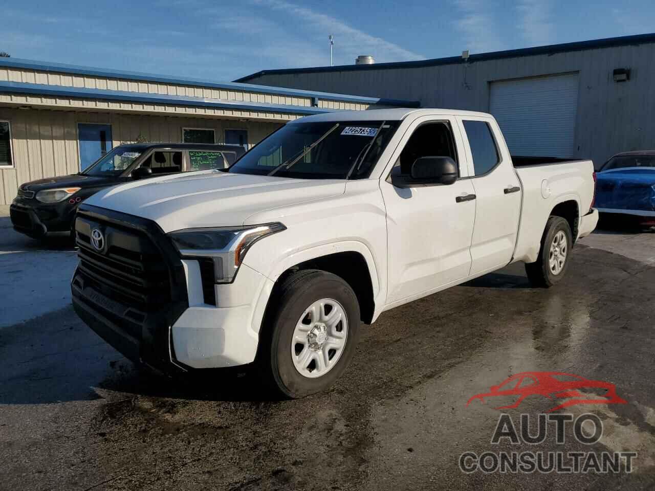 TOYOTA TUNDRA 2022 - 5TFKB5AA5NX006656