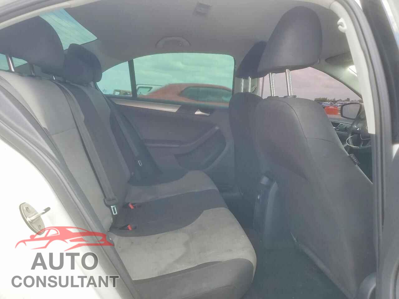VOLKSWAGEN JETTA 2017 - 3VW2B7AJ6HM324482