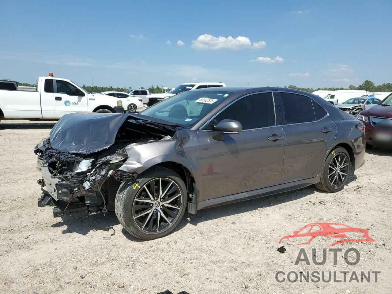 TOYOTA CAMRY 2022 - 4T1G11AK9NU715288