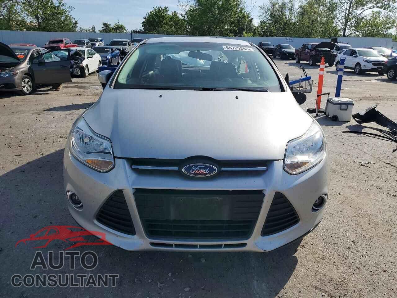 FORD FOCUS 2014 - 1FADP3F22EL218850