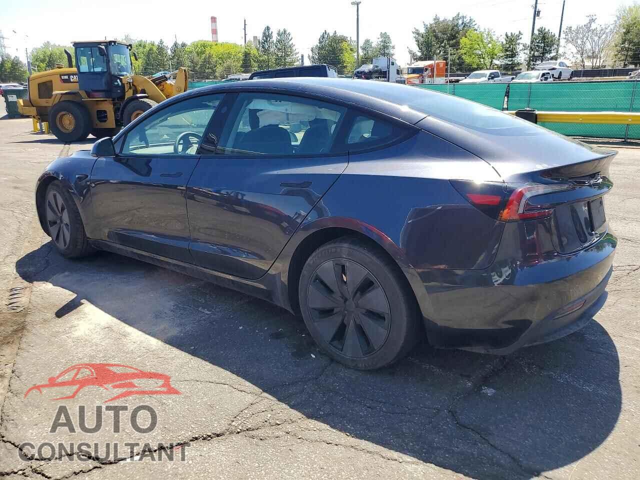 TESLA MODEL 3 2025 - 5YJ3E1EA7SF880124