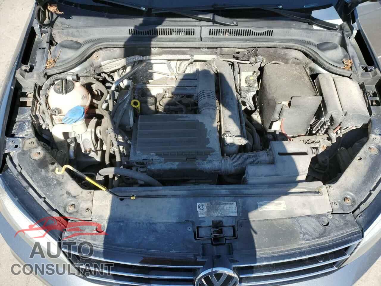 VOLKSWAGEN JETTA 2017 - 3VW167AJXHM285198