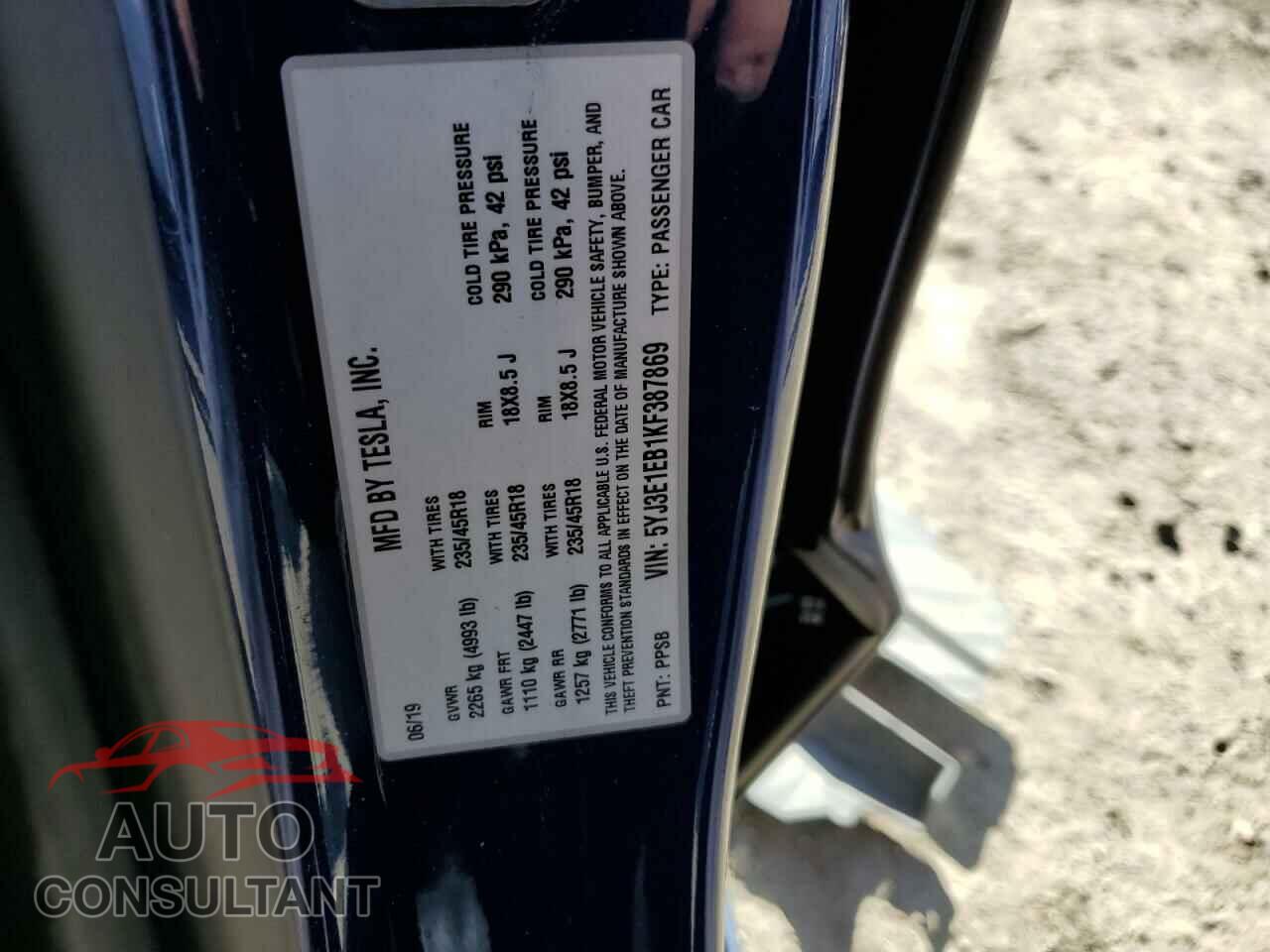 TESLA MODEL 3 2019 - 5YJ3E1EB1KF387869