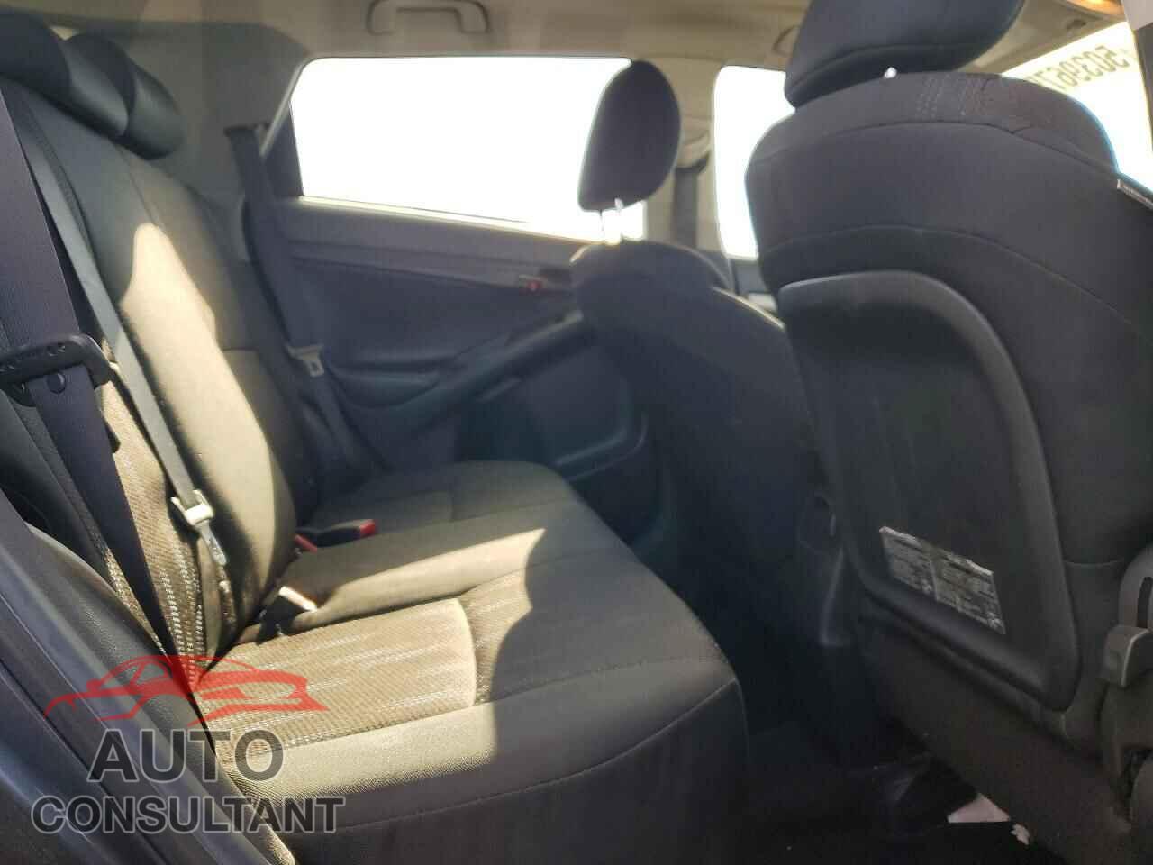 TOYOTA MATRIX 2012 - 2T1KU4EE3CC809642