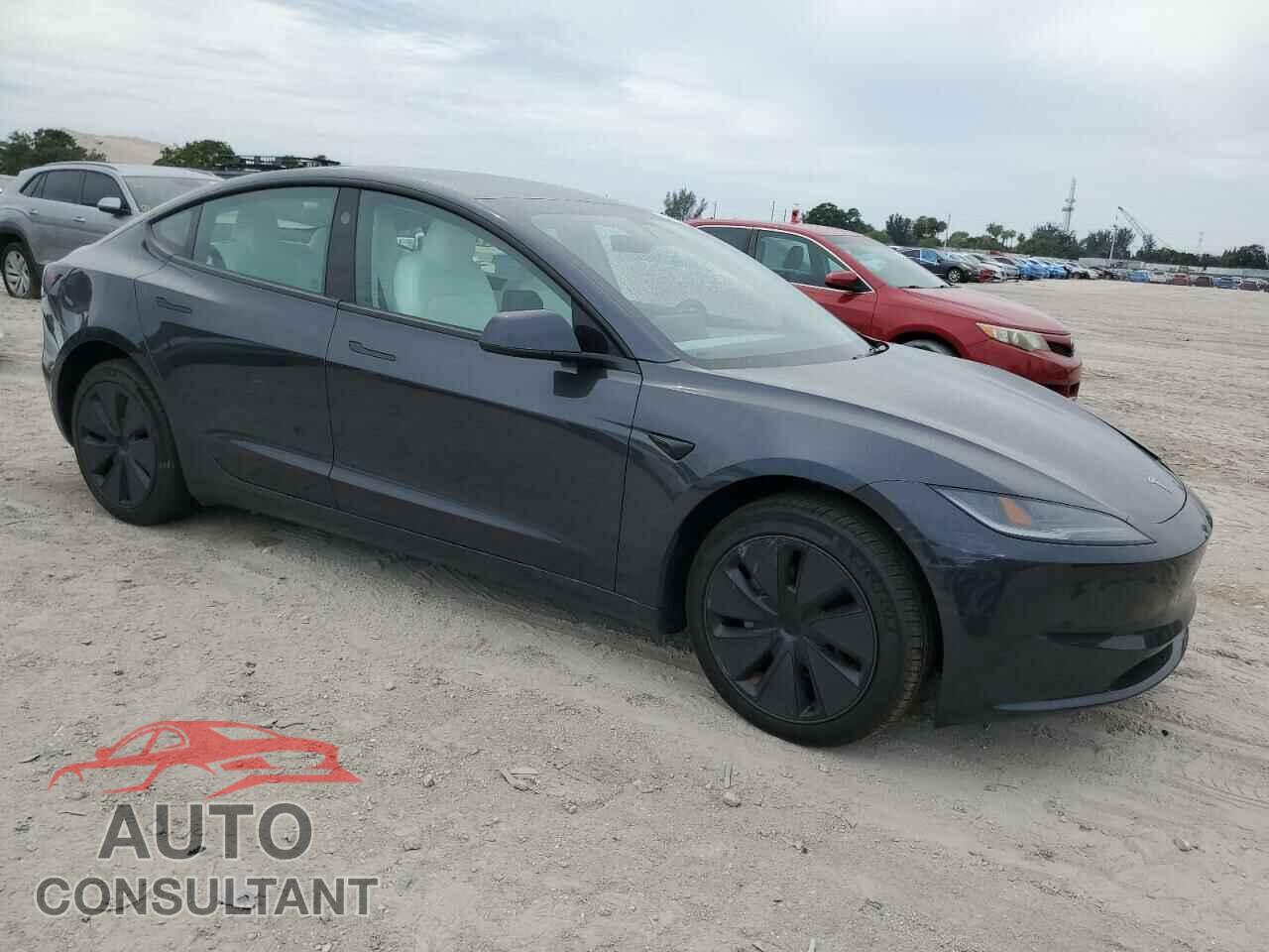 TESLA MODEL 3 2024 - 5YJ3E1EA3RF858616