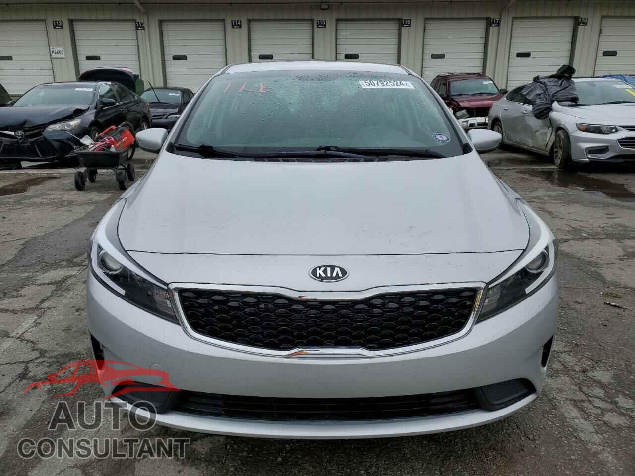 KIA FORTE 2017 - 3KPFK4A76HE133260