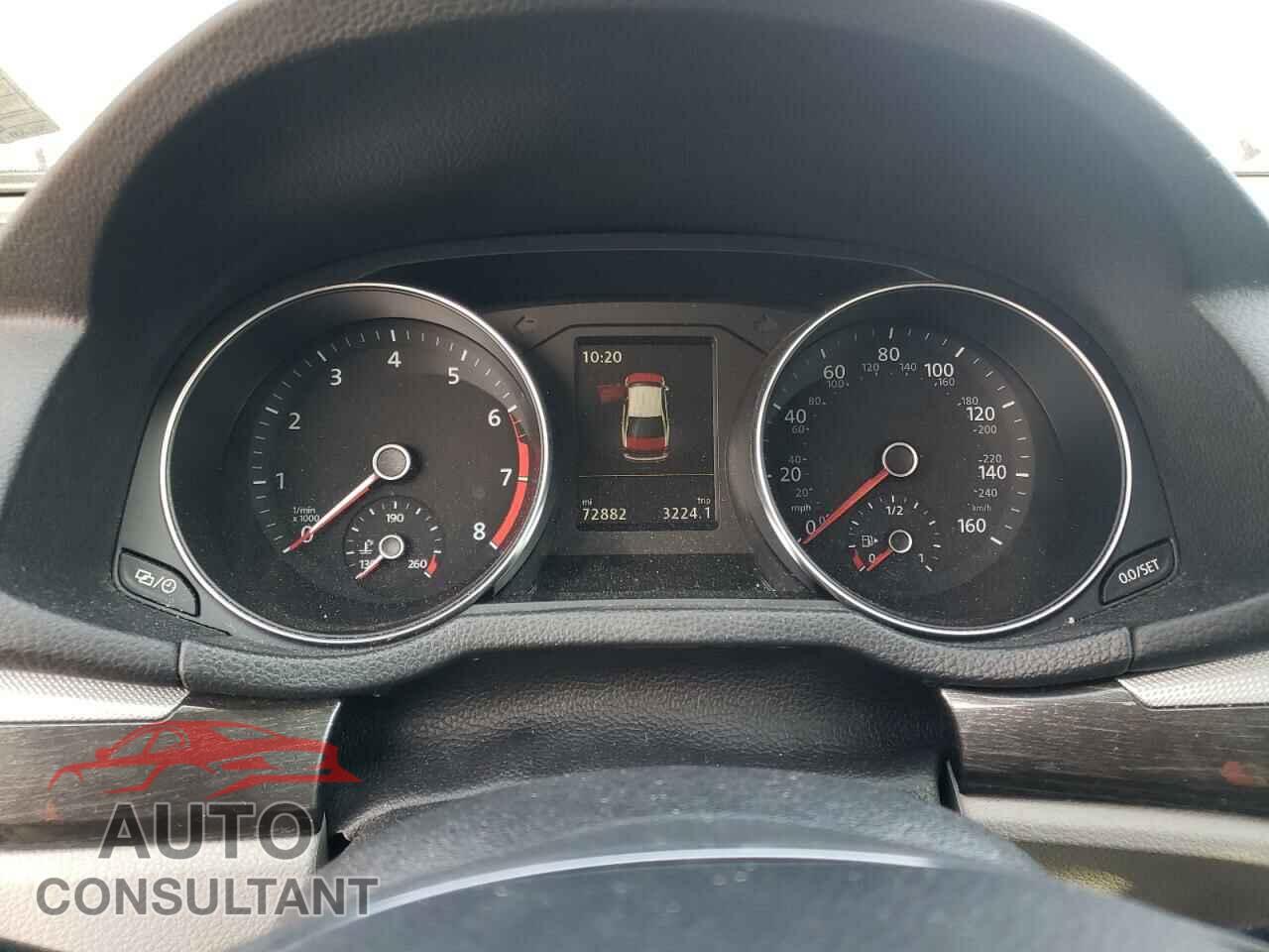 VOLKSWAGEN PASSAT 2017 - 1VWCM7A36HC073884