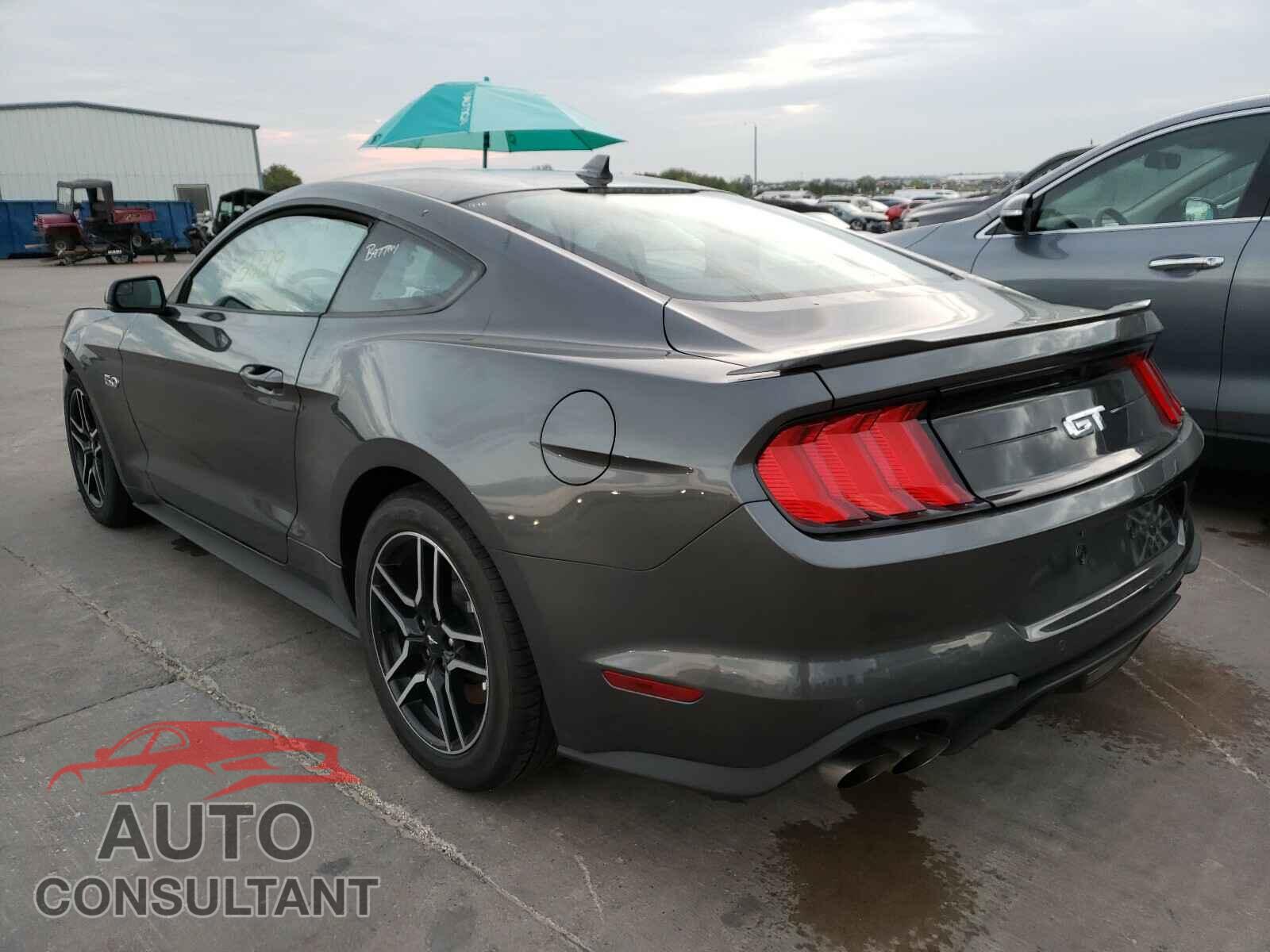 FORD MUSTANG 2020 - 1FA6P8CF2L5135997