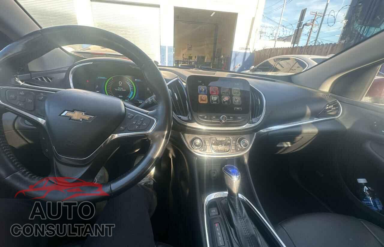 CHEVROLET VOLT 2017 - 1G1RD6S58HU106961