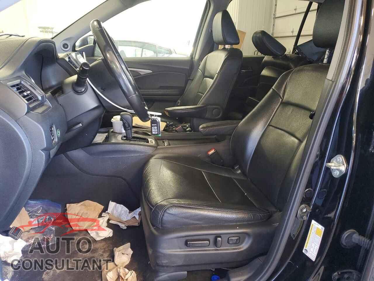 HONDA PILOT 2020 - 5FNYF6H53LB034802