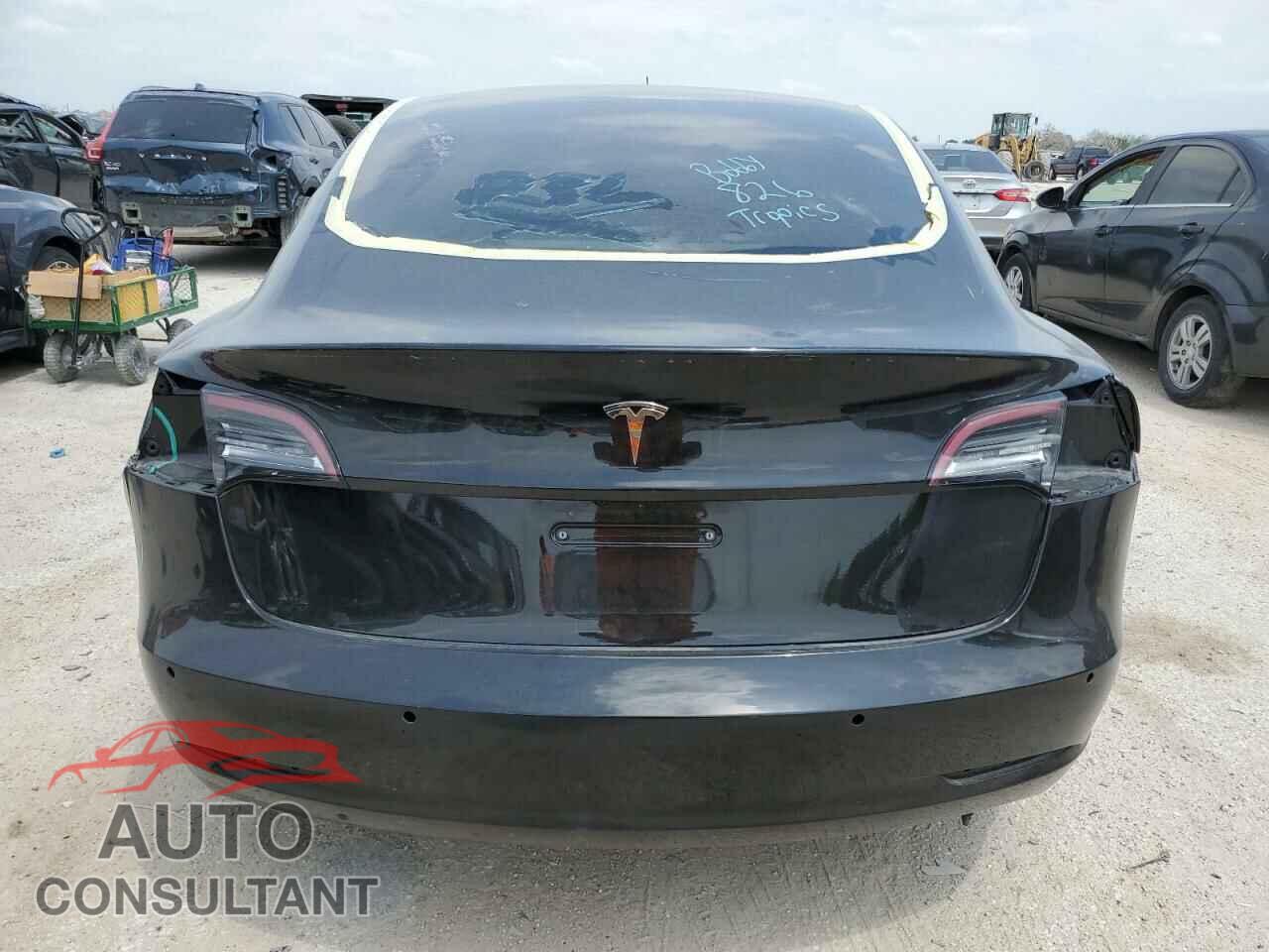 TESLA MODEL 3 2021 - 5YJ3E1EA9MF859343