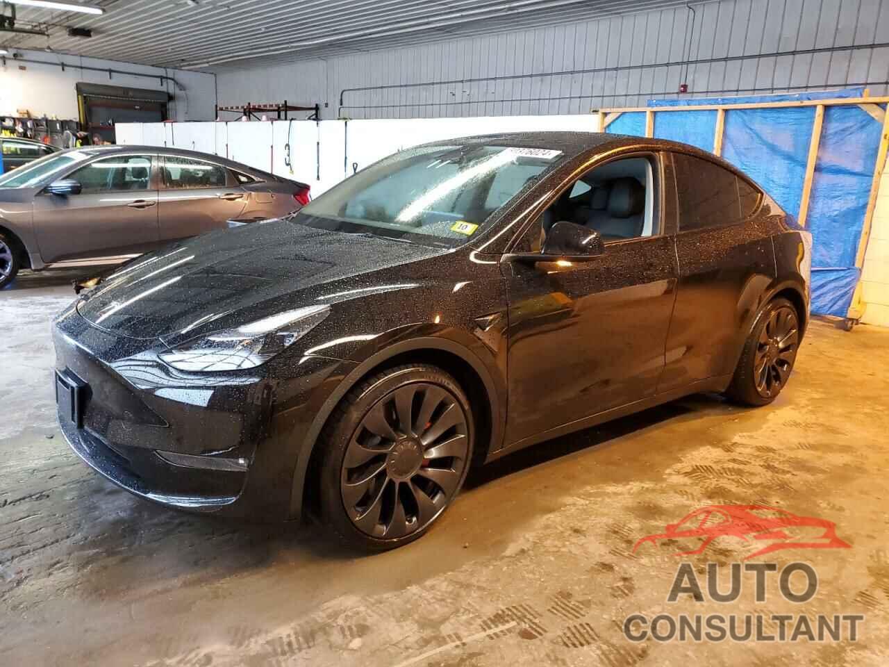 TESLA MODEL Y 2023 - 7SAYGDEF5PF795550