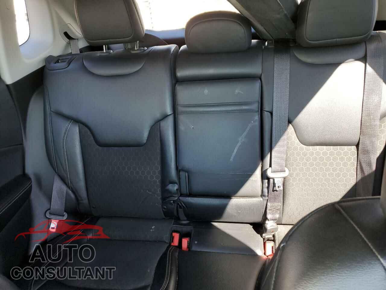 JEEP COMPASS 2017 - 3C4NJDBB6HT692403