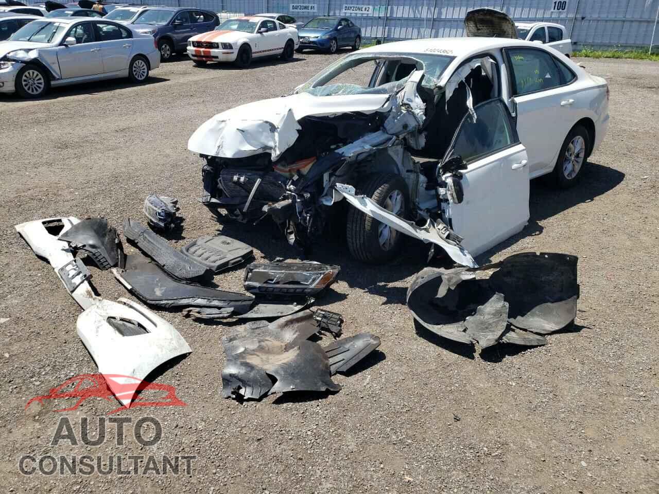 VOLKSWAGEN PASSAT 2020 - 1VWAA7A36LC005626