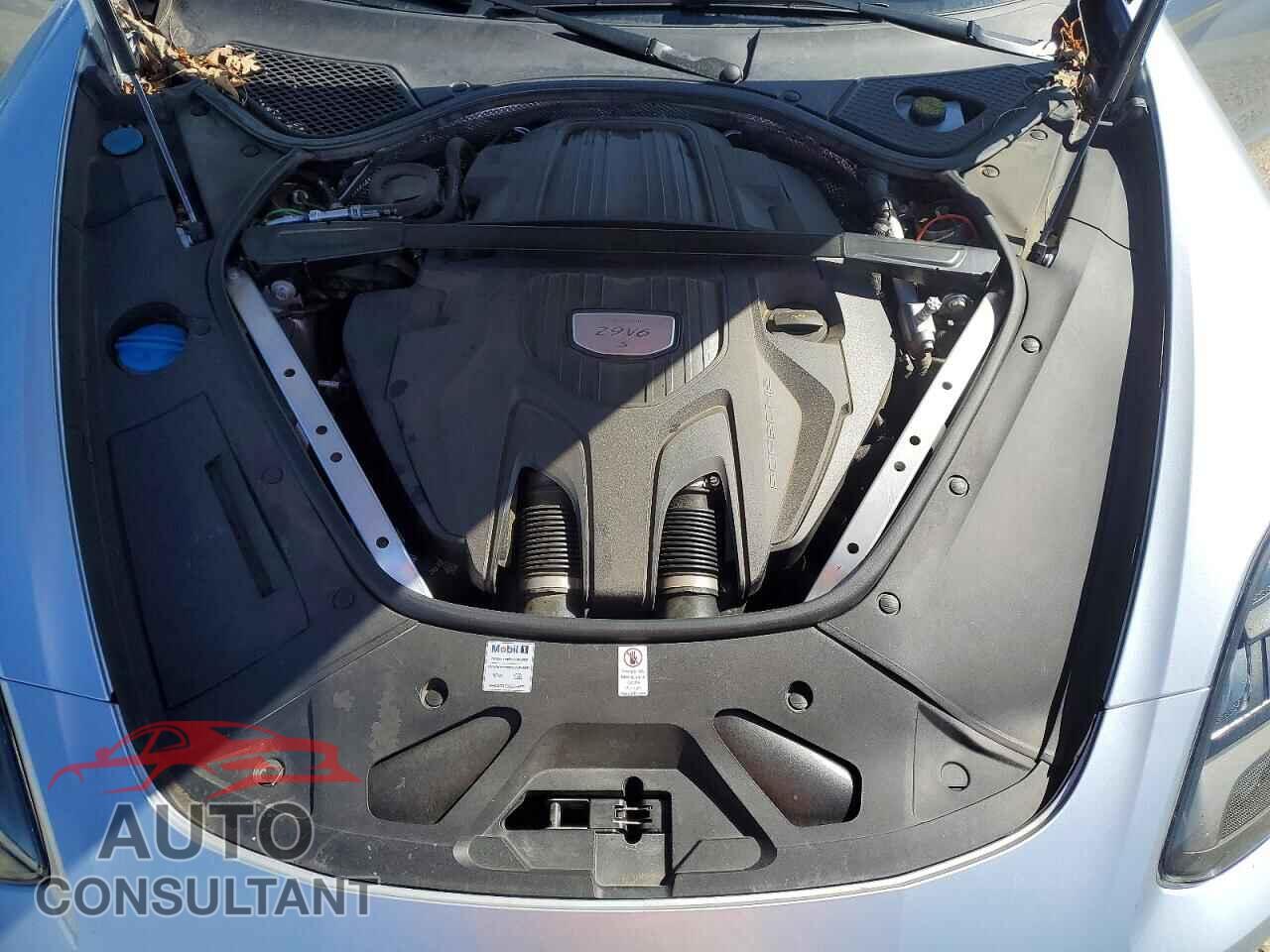 PORSCHE PANAMERA 2018 - WP0AB2A76JL131567