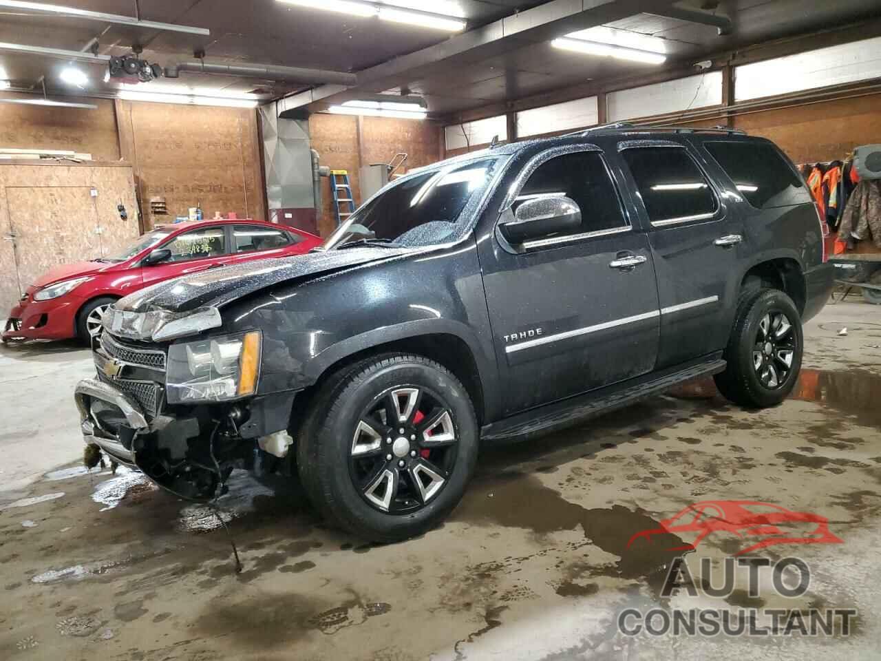 CHEVROLET TAHOE 2011 - 1GNSKCE03BR358423