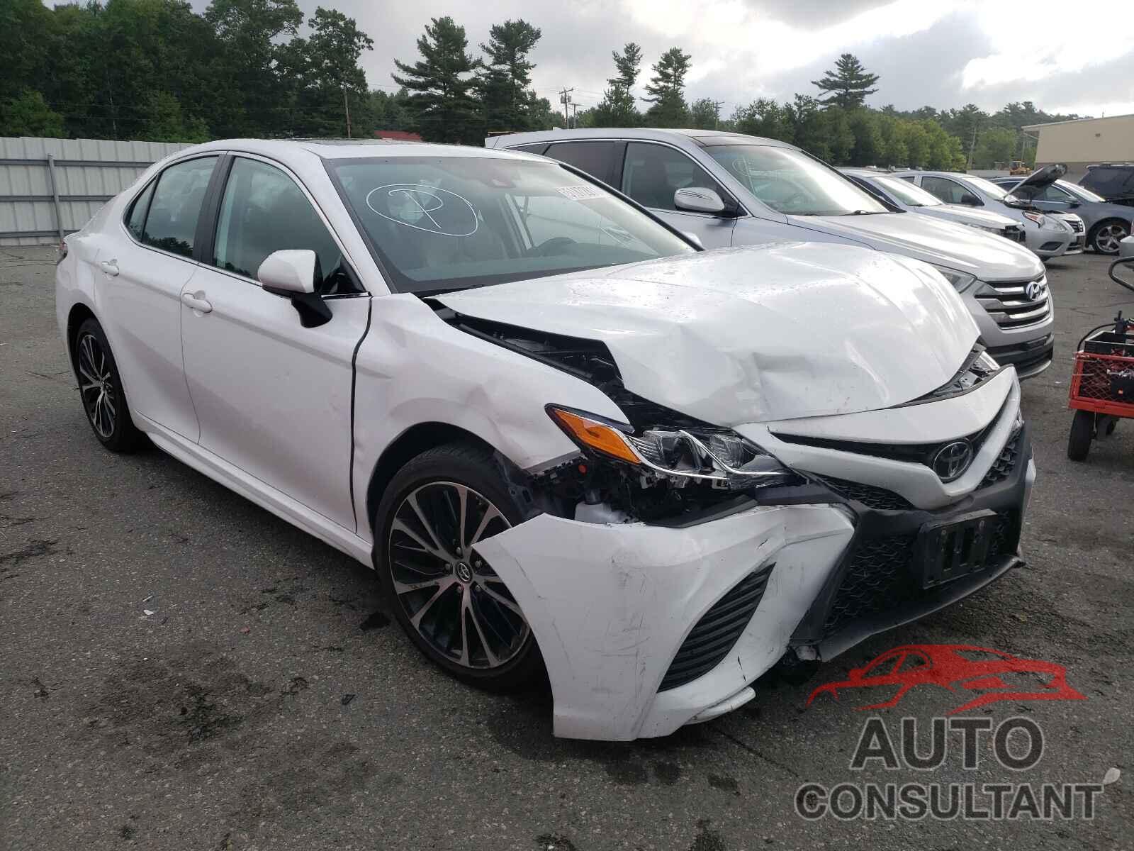 TOYOTA CAMRY 2019 - 4T1B11HK3KU220693