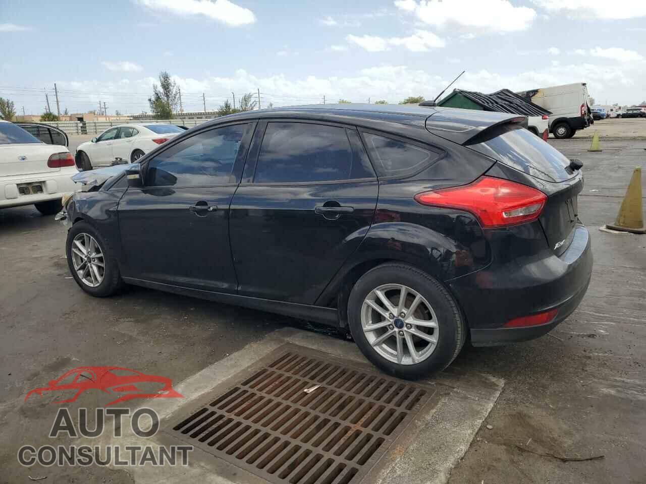 FORD FOCUS 2017 - 1FADP3K24HL241881