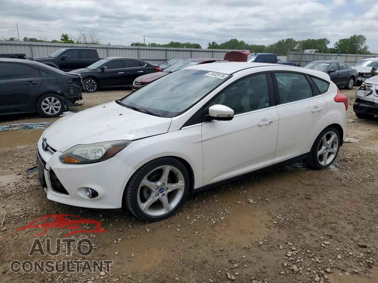 FORD FOCUS 2012 - 1FAHP3N21CL195058