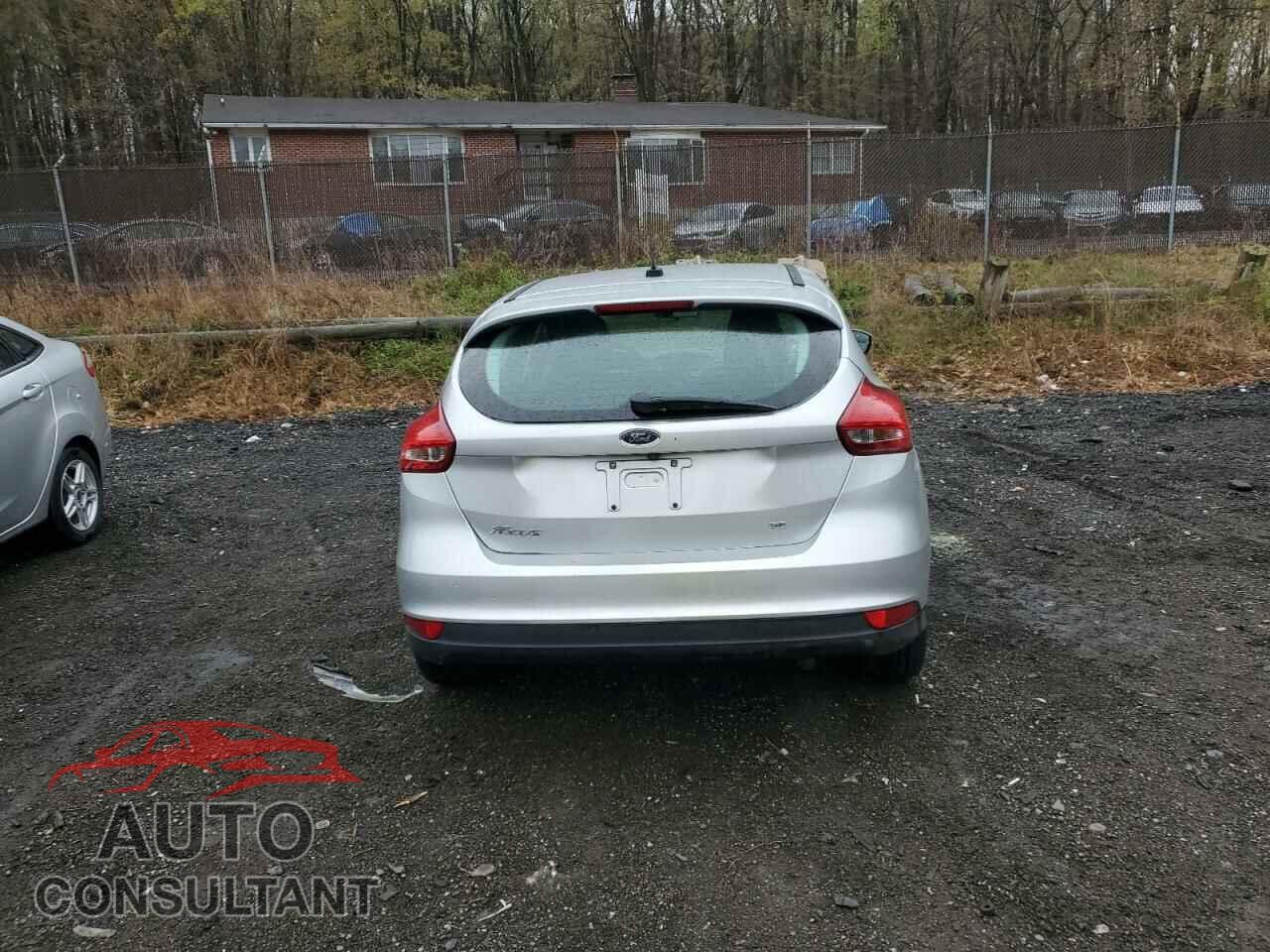 FORD FOCUS 2017 - 1FADP3K2XHL247944
