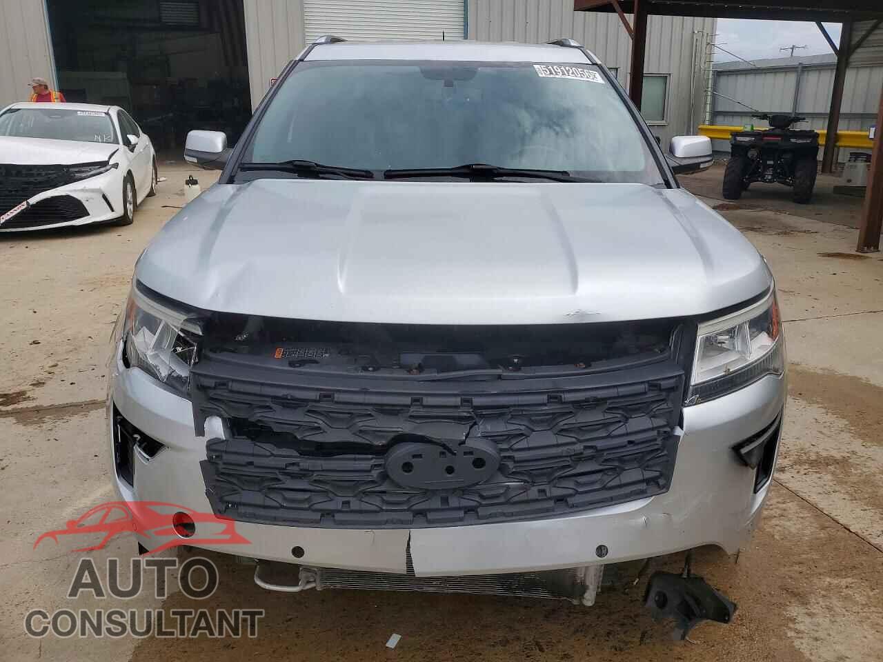 FORD EXPLORER 2018 - 1FM5K8F87JGA85418